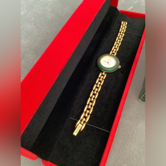Gucci change bezel watch w/ bezels ππβ€οΈπ€ - Picture 11 of 12